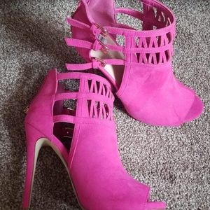 Pink heels